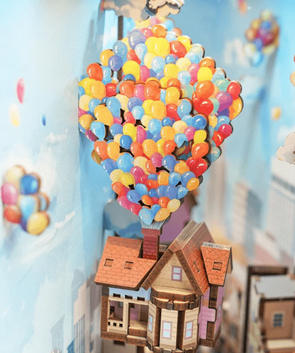 UÇAN BALON EVİM